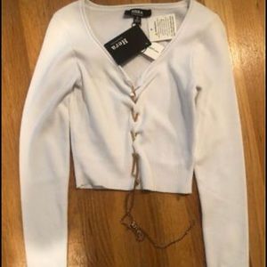 White Sweater Sm Hera Collection. New.